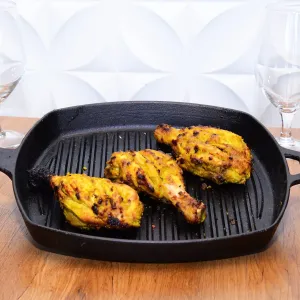 10" Grill Pan Made of Cast Iron | Pre-Seasoned And Ready to Use | OTG Friendly