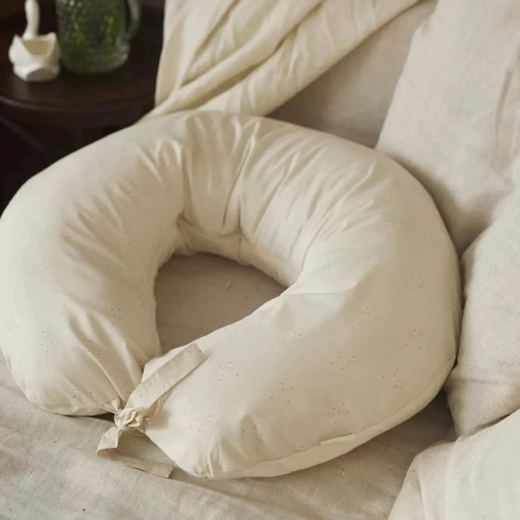 AVERY ROW Nursing Pillow