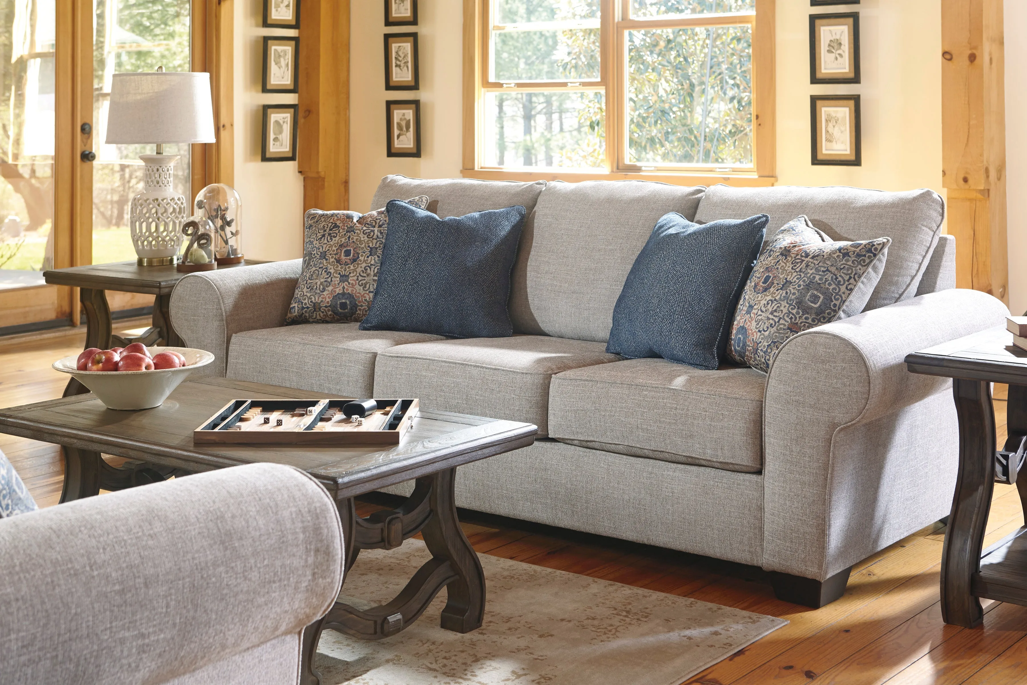 Belcampo Loveseat