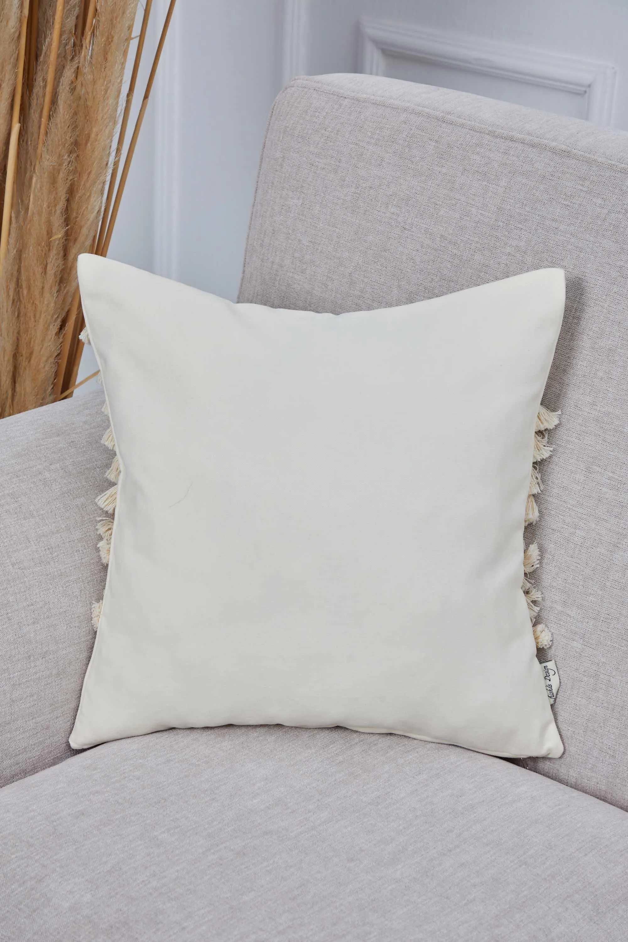 Tasseled Trendy Throw Pillow Cover 18x18 Inches Fashionable Pillow Cover for Couch, Solid Throw Pillow Cover made from Knit Fabric,K-351